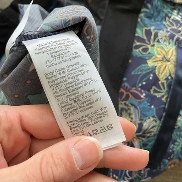 New J Crew Mens 9" Stretch Board Shorts Navy Blue Floral Print - Picture 9 of 9